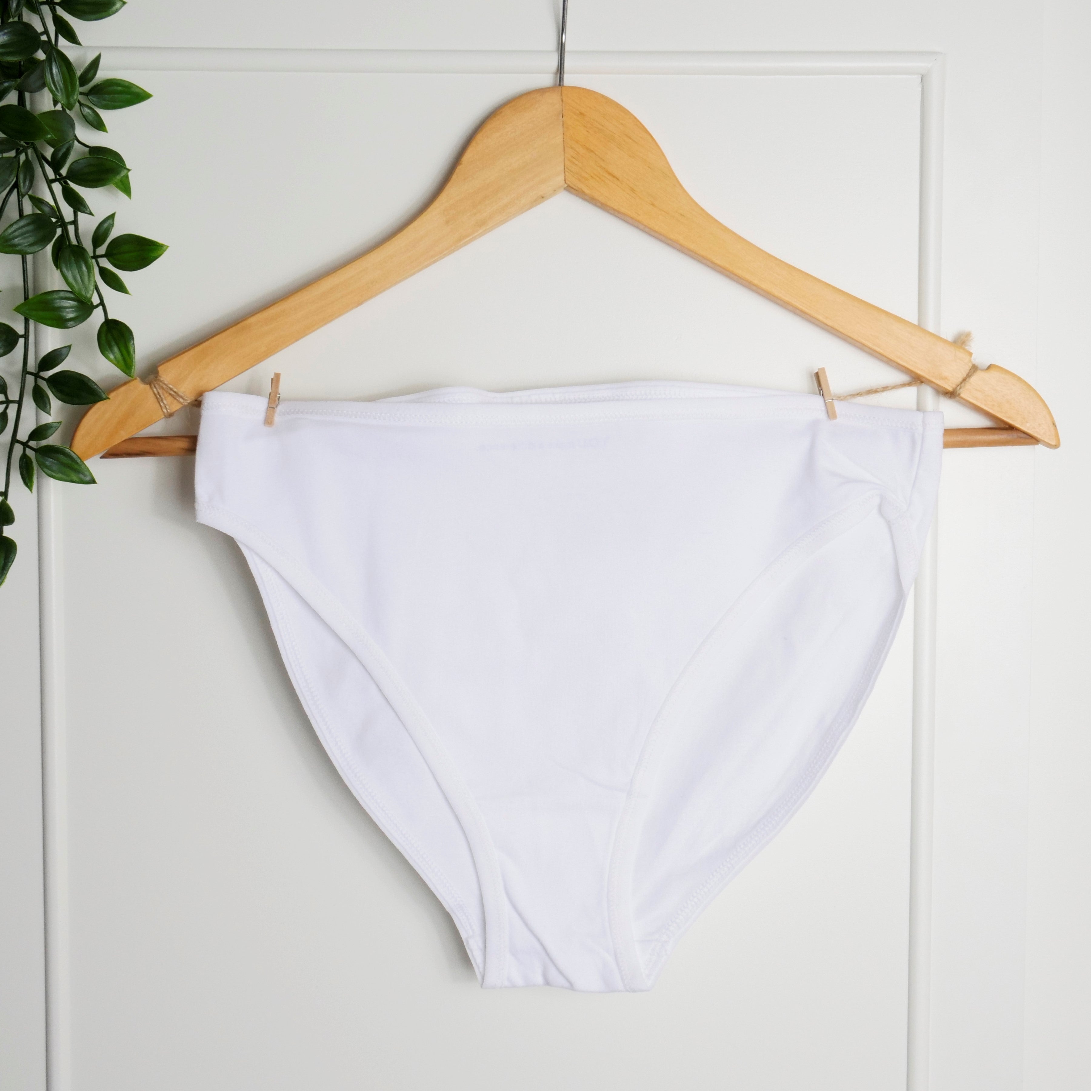 Women's organic cotton mid-rise bikini bottoms in white