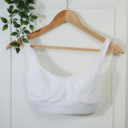 Women's organic cotton bra in white - more supportive style