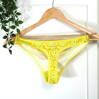 Women's organic cotton thong - Yellow Mara design