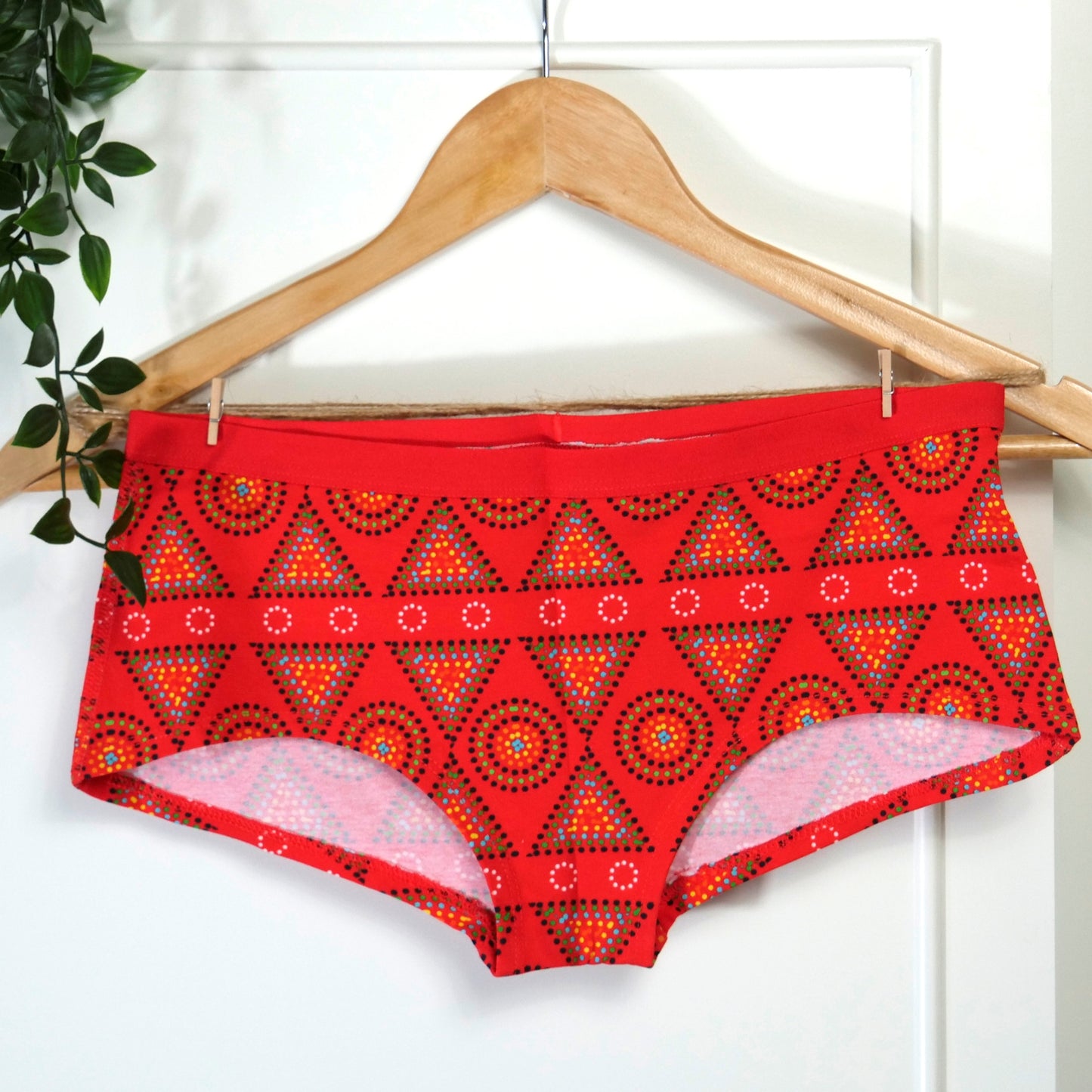 Women's organic cotton matching bralette and plain boy shorts set - Red Mara design