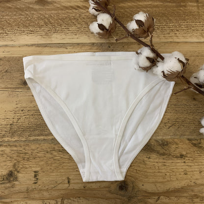 Women's organic cotton mid-rise bikini bottoms in white